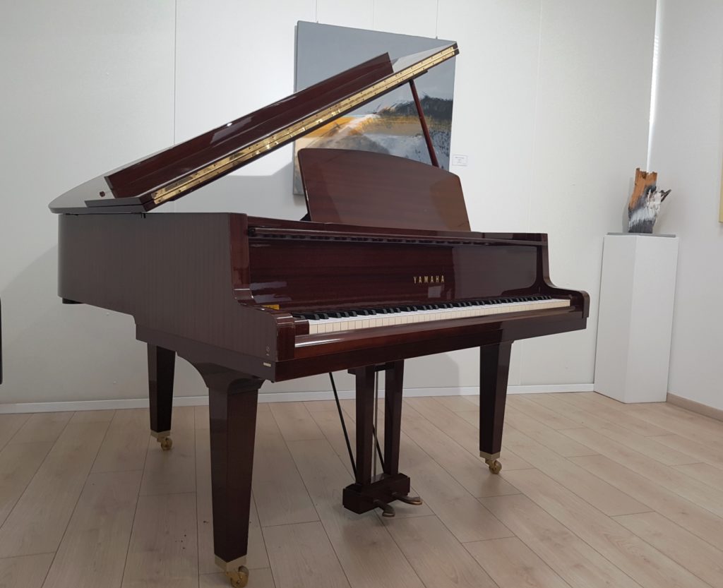 Yamaha G 1 Piano Zifreind