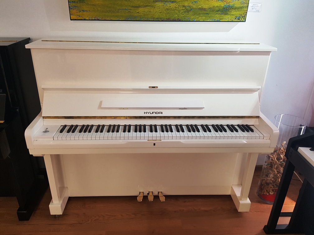 Hyundai Klavier Piano Zifreind Klavierfachbetrieb Zifreind e.U.