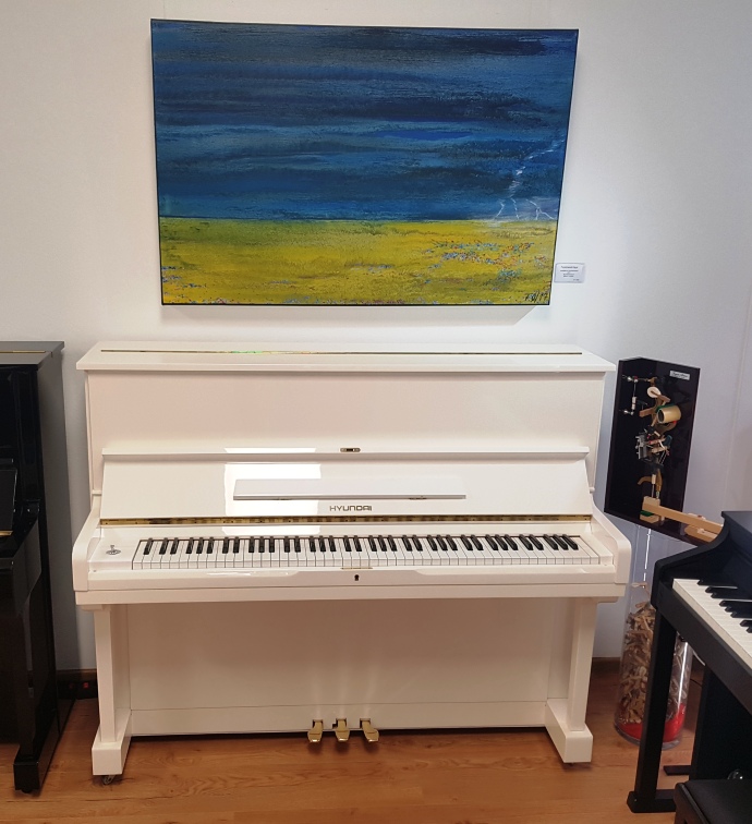 Hyundai Klavier Piano Zifreind Klavierfachbetrieb Zifreind e.U.