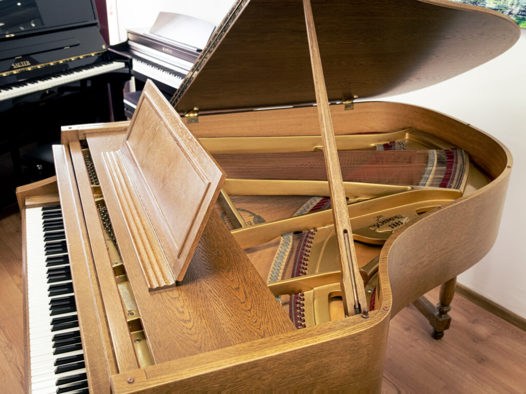 Schimmel Flügel First Class Gebrauchtflügel