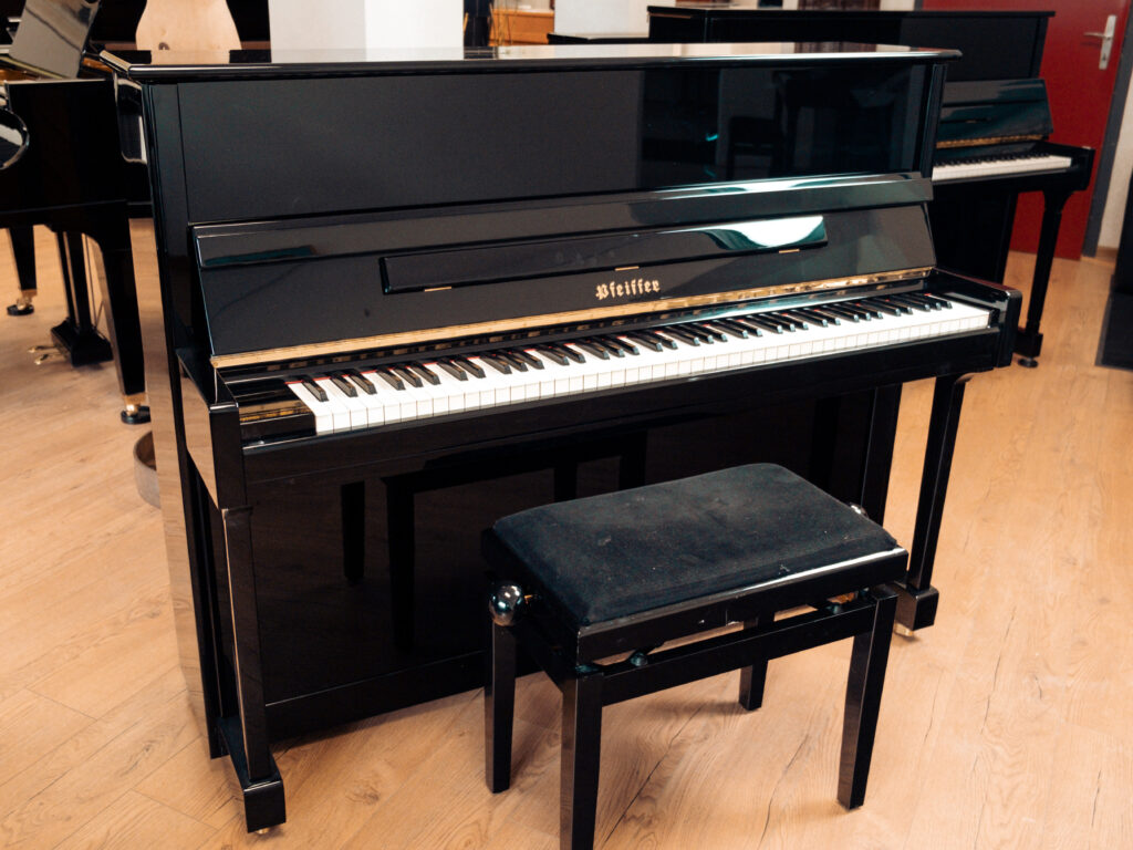 Pfeiffer Klavier, Piano Zifreind, Österreich, Tirol