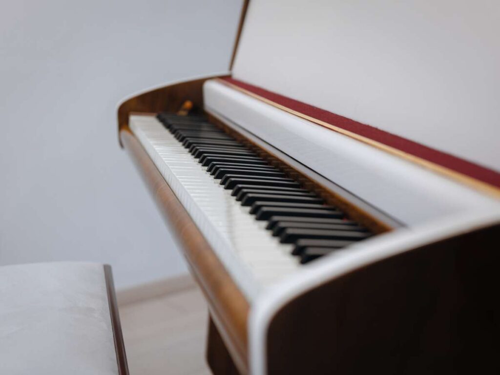 Schimmel Klavier