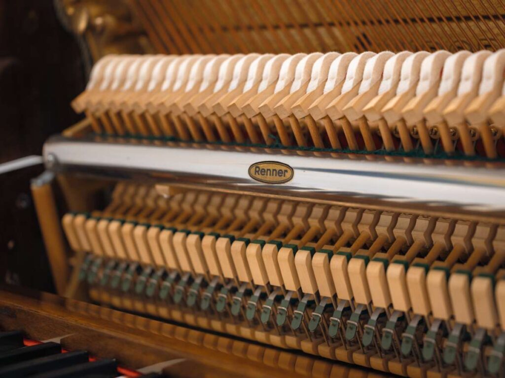 Schimmel Klavier